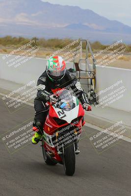media/Mar-20-2023-Moto Forza (Mon) [[d0bbc59e78]]/Around the Pits/